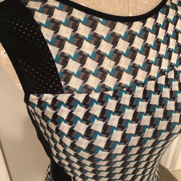 Julienne stretch dress - Picture 3 of 3